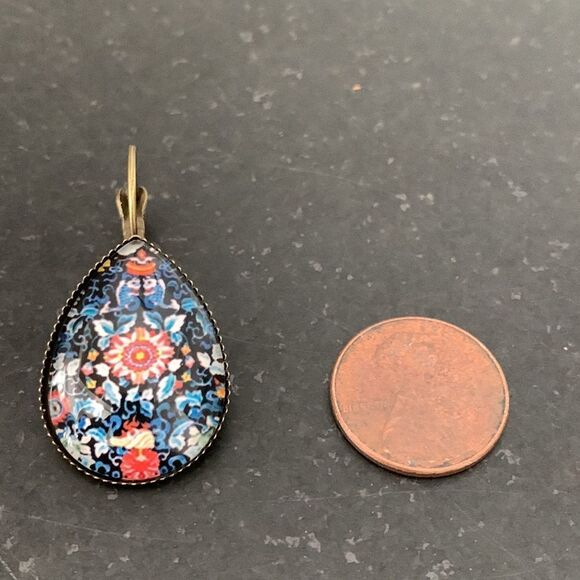 Khokhloma Boho Drop Earrings for Men Women, Unique Handcrafted Russian Folk Art - Picture 7 of 9